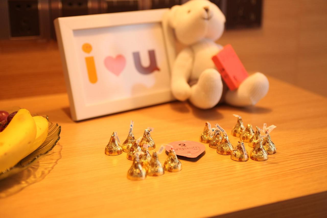 Iu Hotel Shanghai Dongchuan Road Metro Station Екстериор снимка